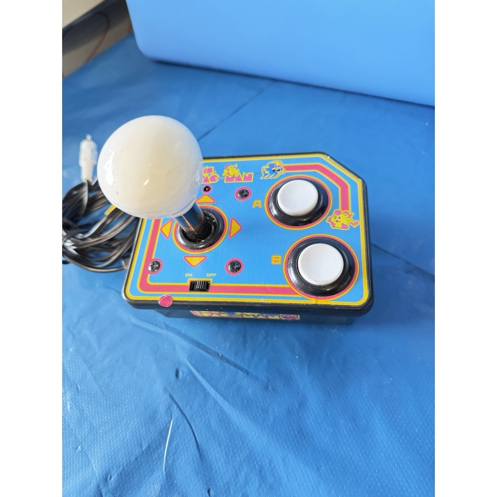 Ms Pac-Man Plug & Play TV Video Game Joystick Jakks Pacific Namco 56482 Tested
